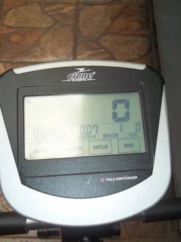 Ate 4x sem Juros - Bicicleta Ergométrica Magnética Vertical Kikos - Super Conservada  - Foto 2