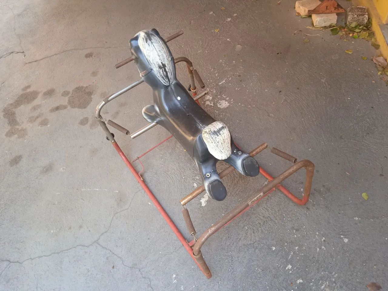 Antigo Cavalo de Balanço. - Foto 4