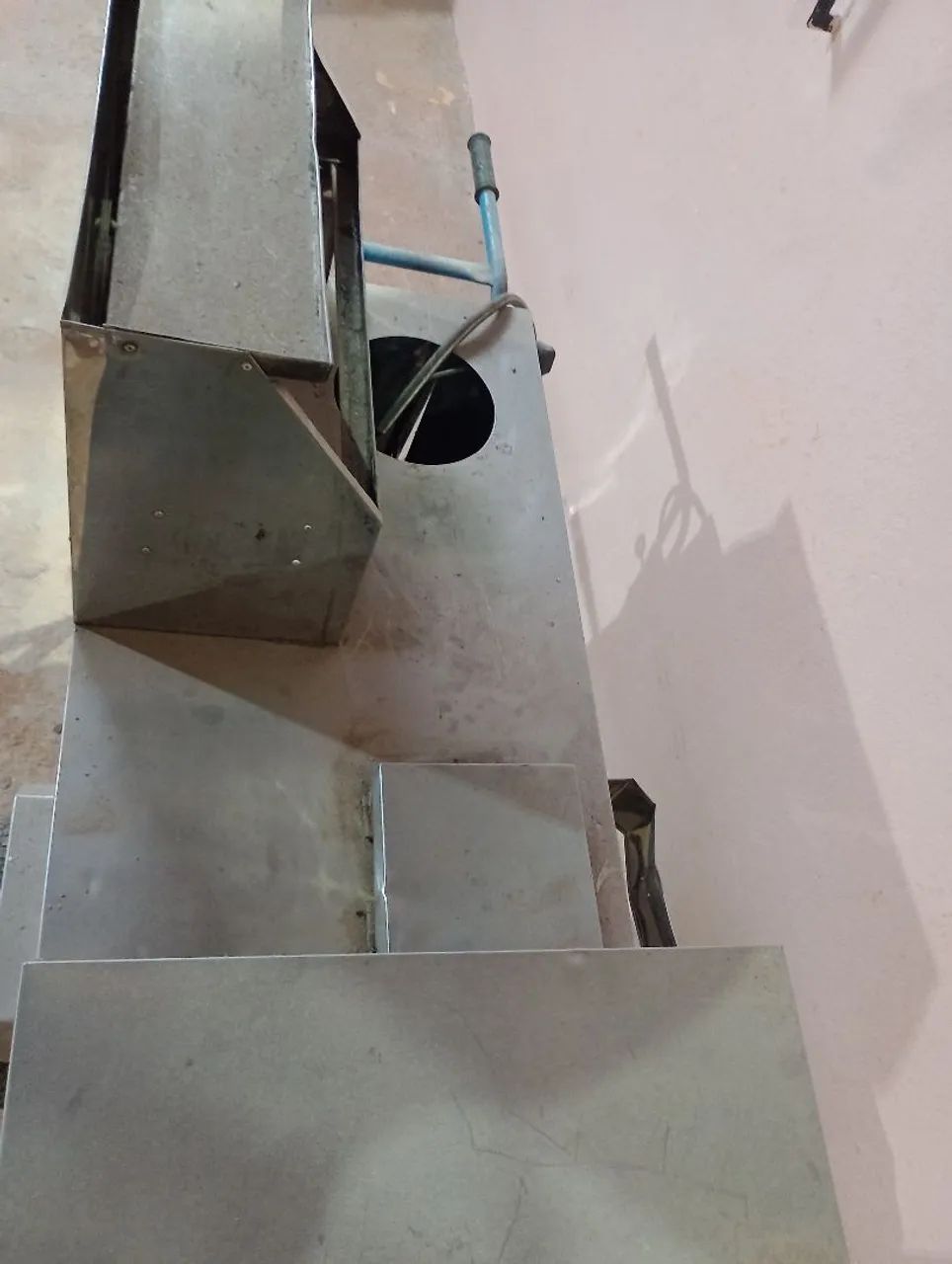 CARROÇA DE CACHORRO QUENTE - SEMI NOVA - Foto 3