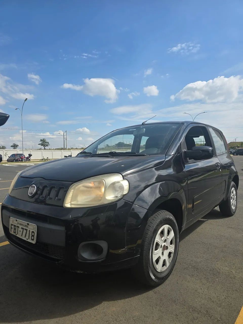 Fiat Uno Vivace 2012 - 2 Portas