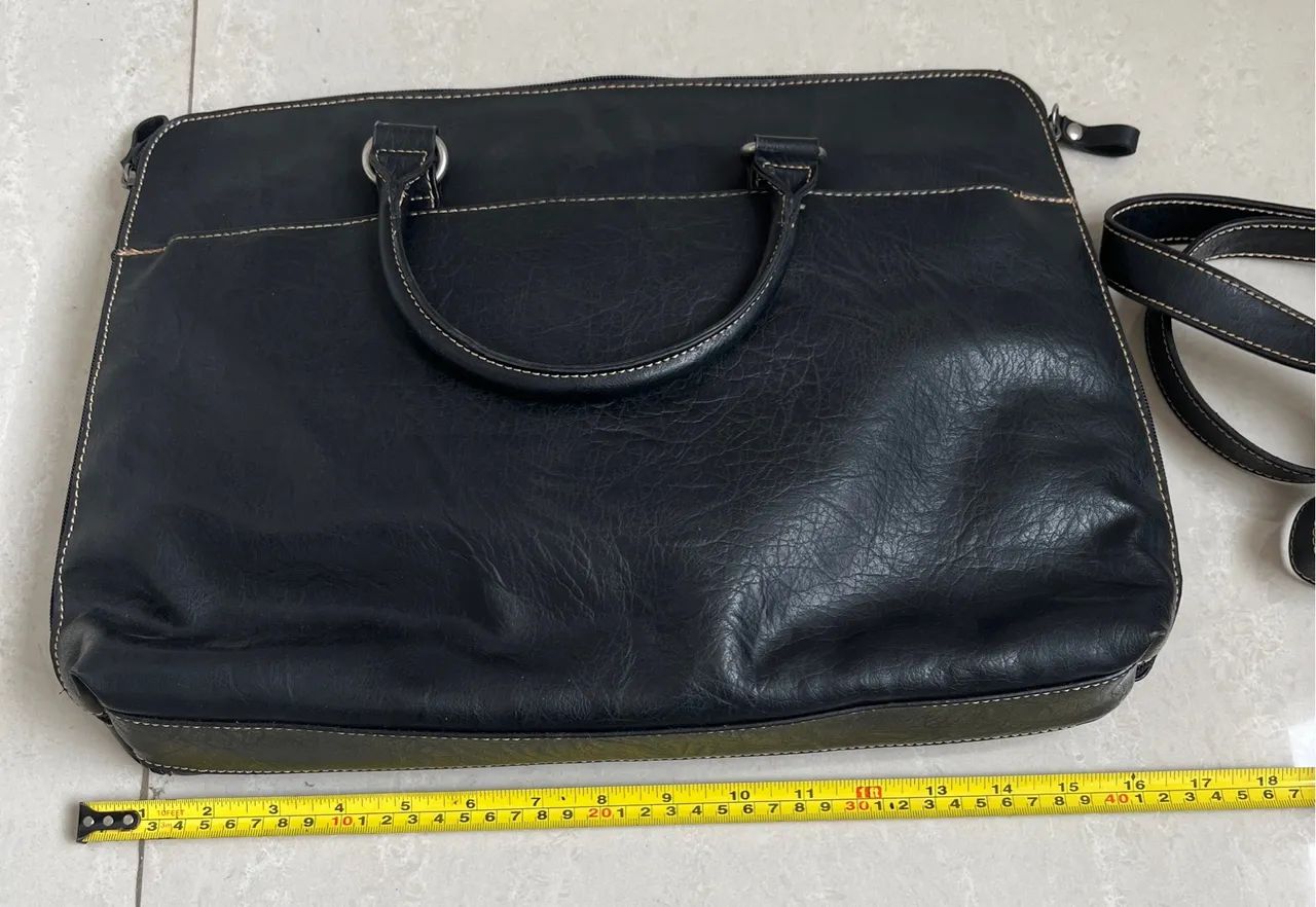 Bolsa maleta laptop couro com alça e divisorias - Foto 2