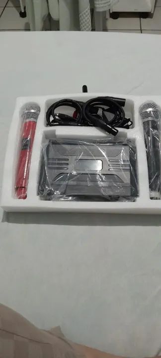 MICROFONES SEM FIO NOVO