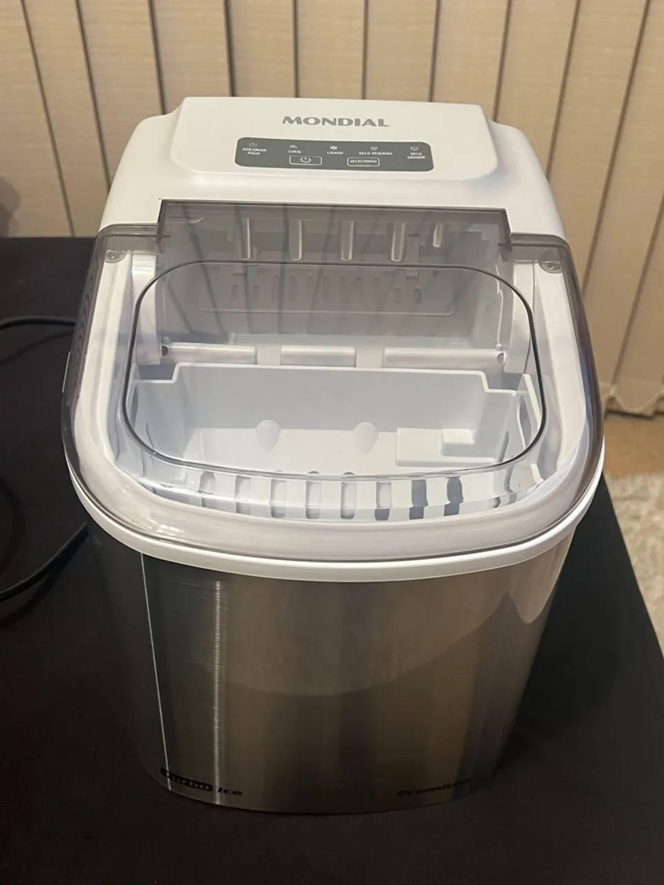 Máquina de Gelo Mondial