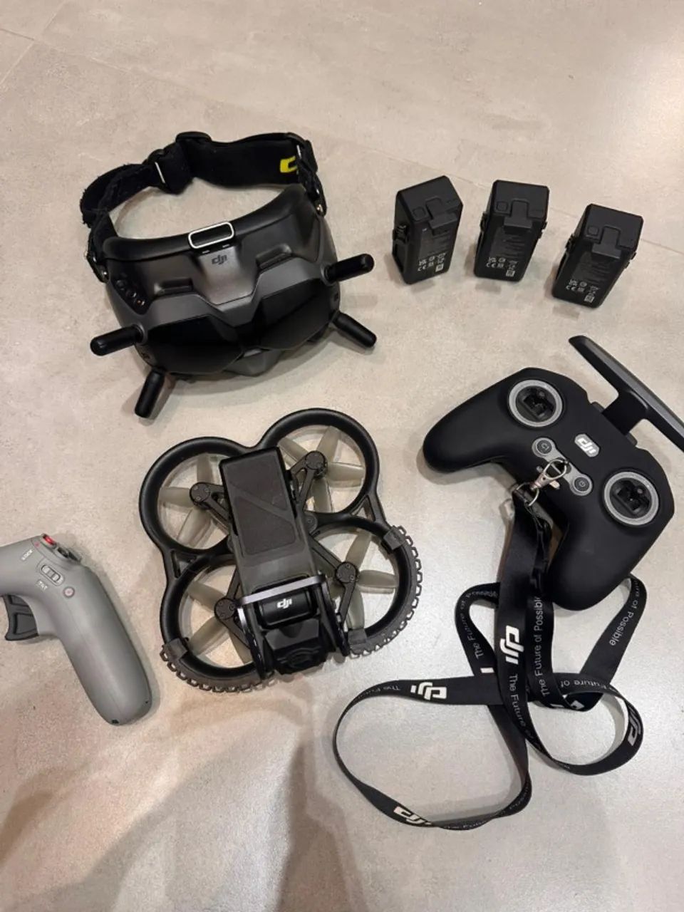 Drone DJI Avata 1 + Drone DJI FPV Combo + 7 Baterias - Foto 6