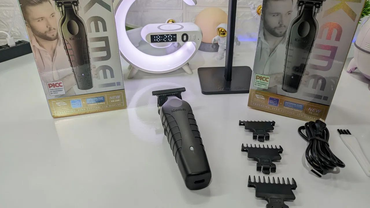 Máquina de Cortar Cabelo Kemei Profissional - Foto 4