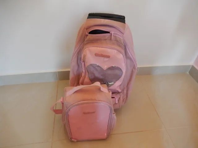 Mochila Escolar Com Rodinhas, Lancheira e estojo Xtrem