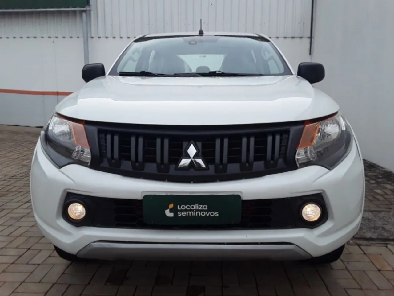Mitsubishi L200 triton 2023 2.4 16v turbo diesel gl cd 4x4 manual