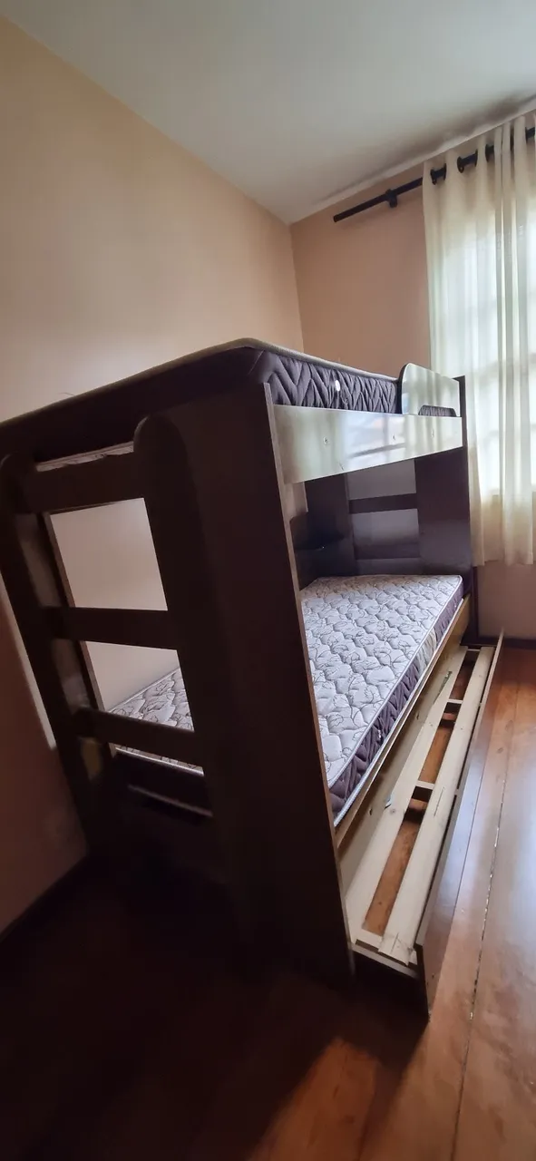 Treliche solteiro com dois colchões