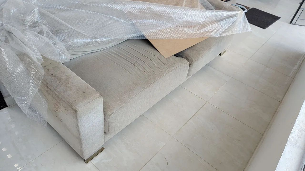 Sofá de qualidade 64850510791810120