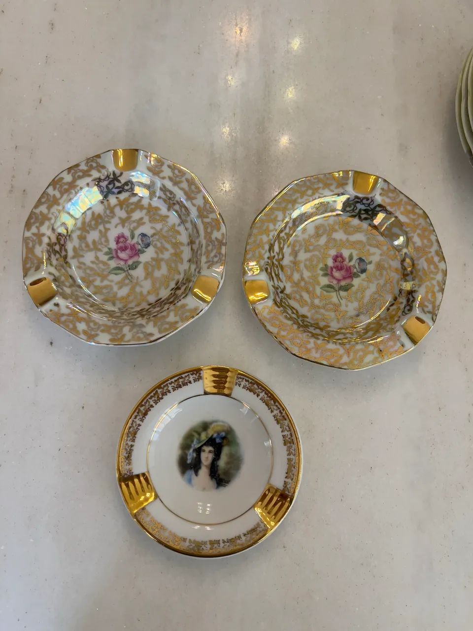 Jogo de Cinzeiros Vintage - Porcelana Mauá e Real - Foto 2