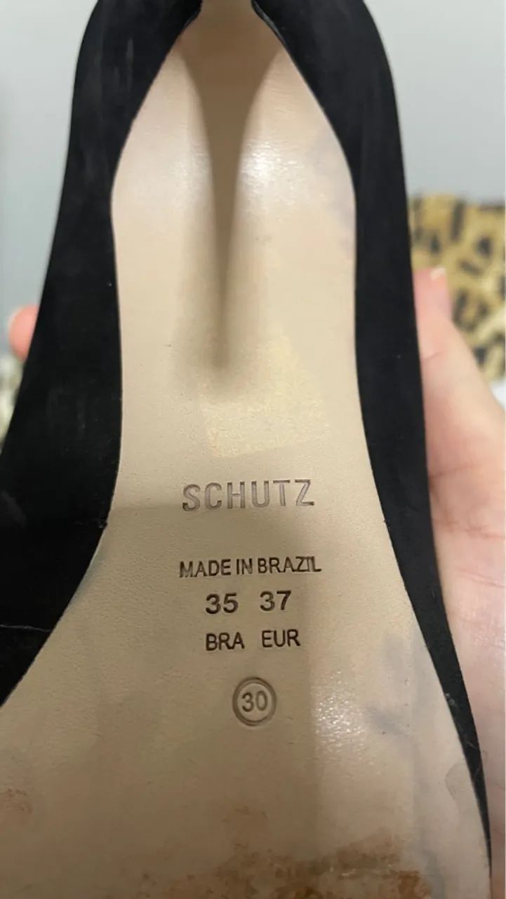 Scarpin Schutz Preto -número 35 - Foto 5