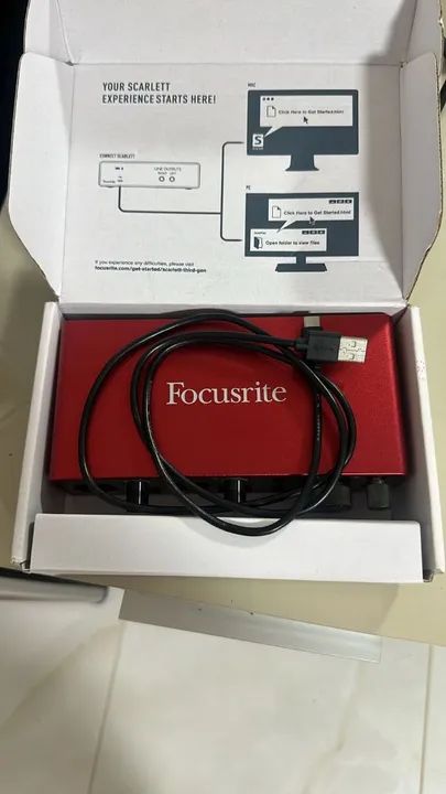 Focusrite Scarlett 2i2 - Interface de Áudio - Foto 2