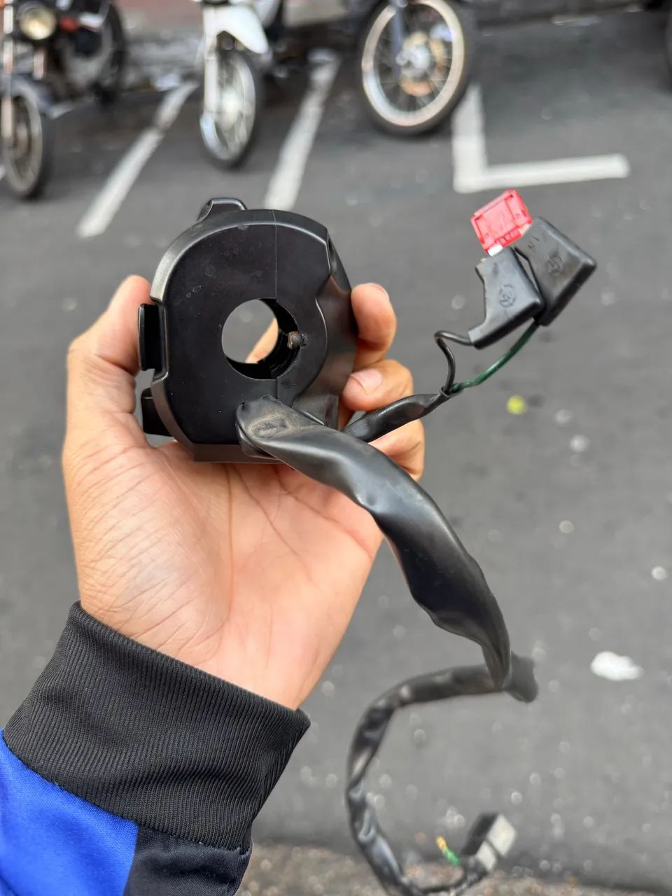 Punho de Luz - Luz/Buzina/Setas - Foto 4