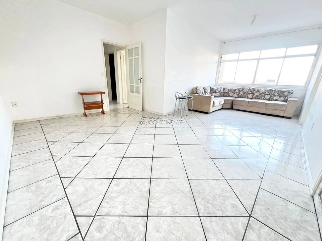 APARTAMENTO - 03 DORMITÓRIOS COM SUÍTE - GARAGEM - FRENTE AO PARQUE DE COQUEIROS - FLORIAN