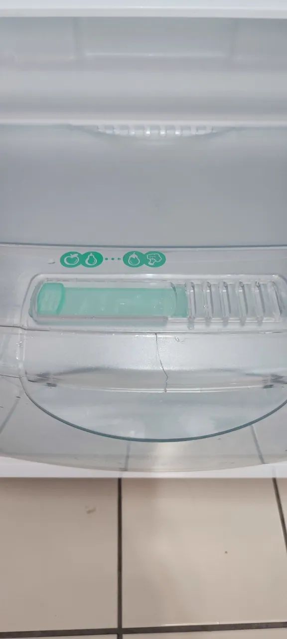 Geladeira Frostfree Consul 220V Branca Funcionando Perfeita - Foto 5