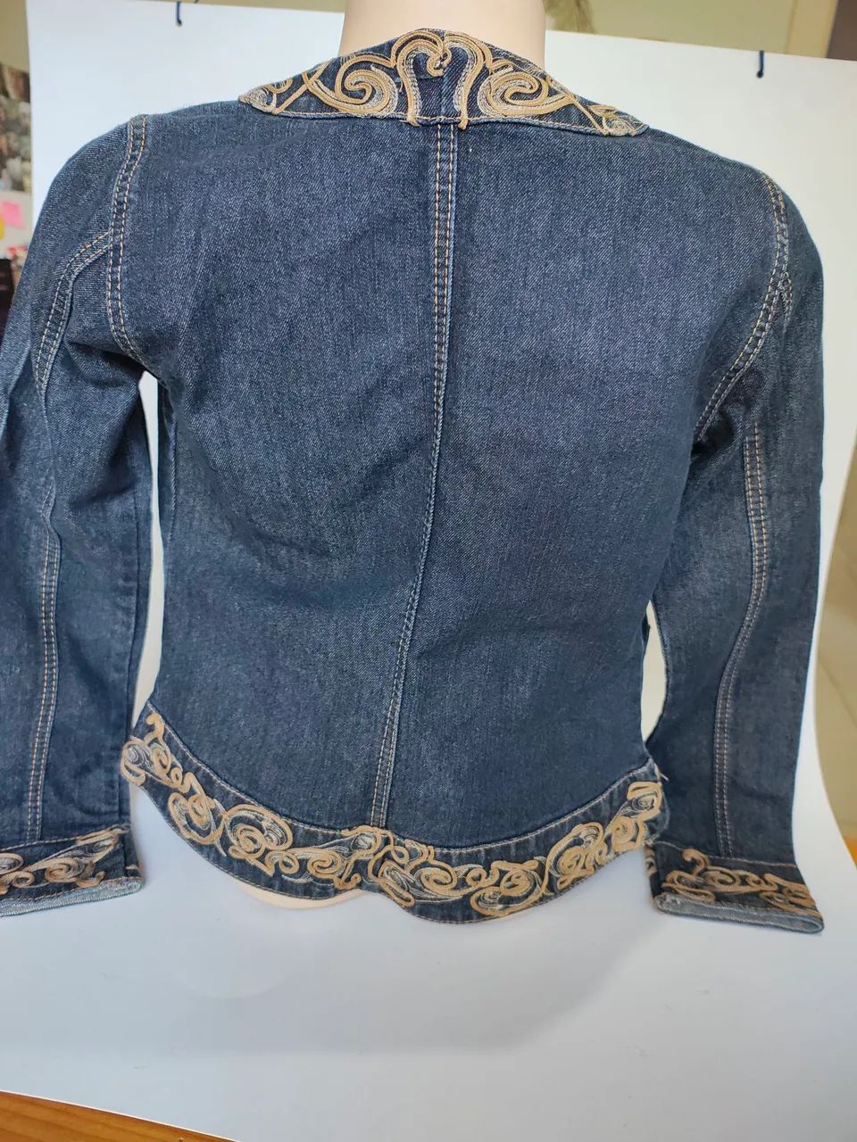 Jaqueta Jeans Bordada - Foto 3