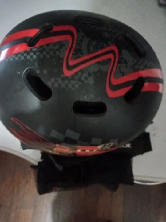 Joelheira, cotoveleira e capacete infantil / juvenil - Foto 2