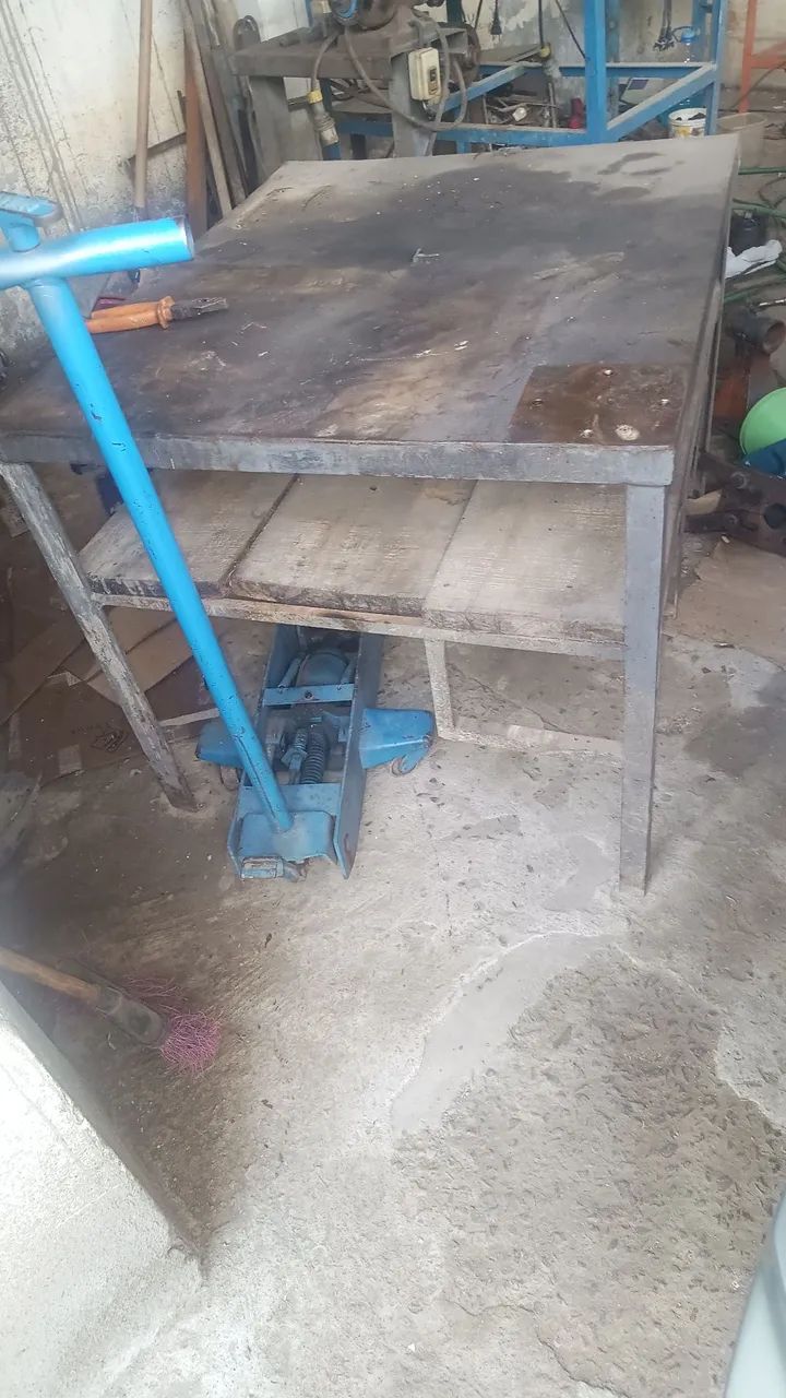 Mesa Bancada Ferro64850147979393122