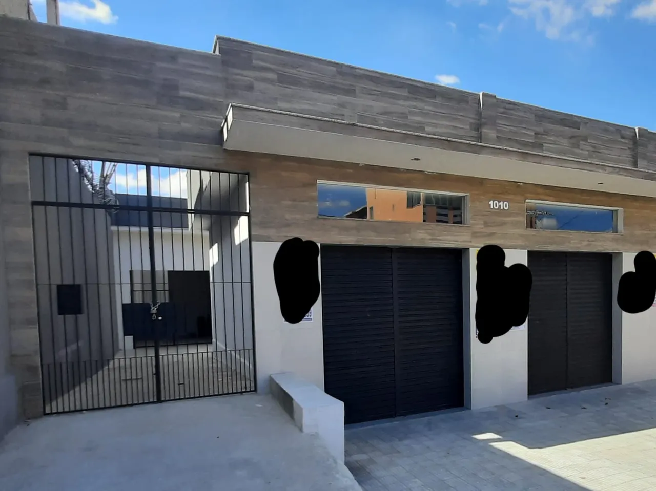 Casa para venda possui 360 metros quadrados com 1 quarto em Copacabana - Belo Horizonte -