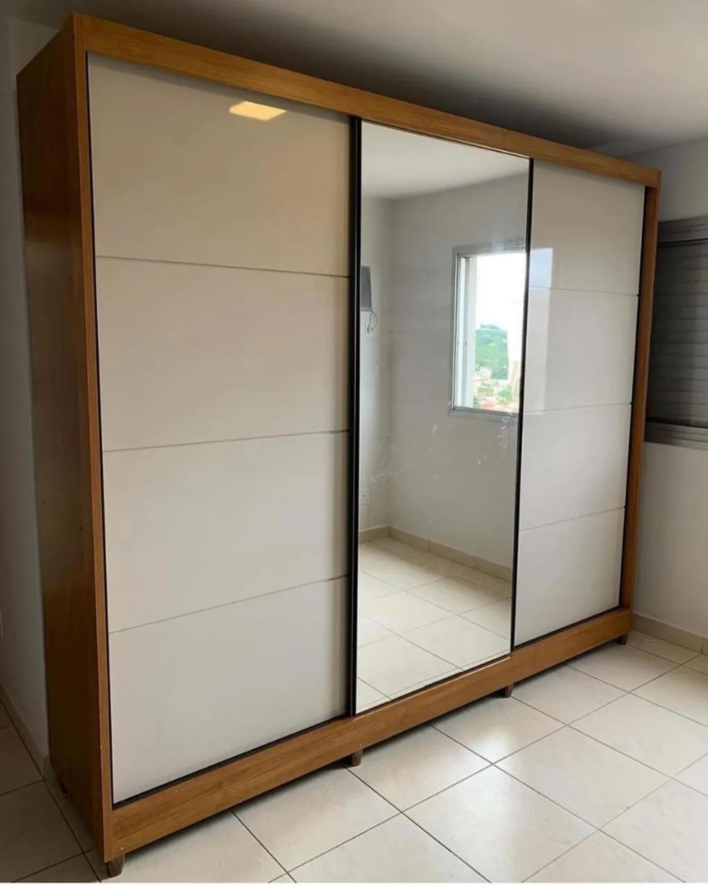 Guarda-roupa Bergano com 6 gavetas e espelho! - Foto 5