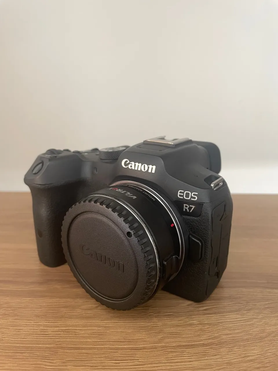 Câmera Canon EOS R7 - Mirrorless