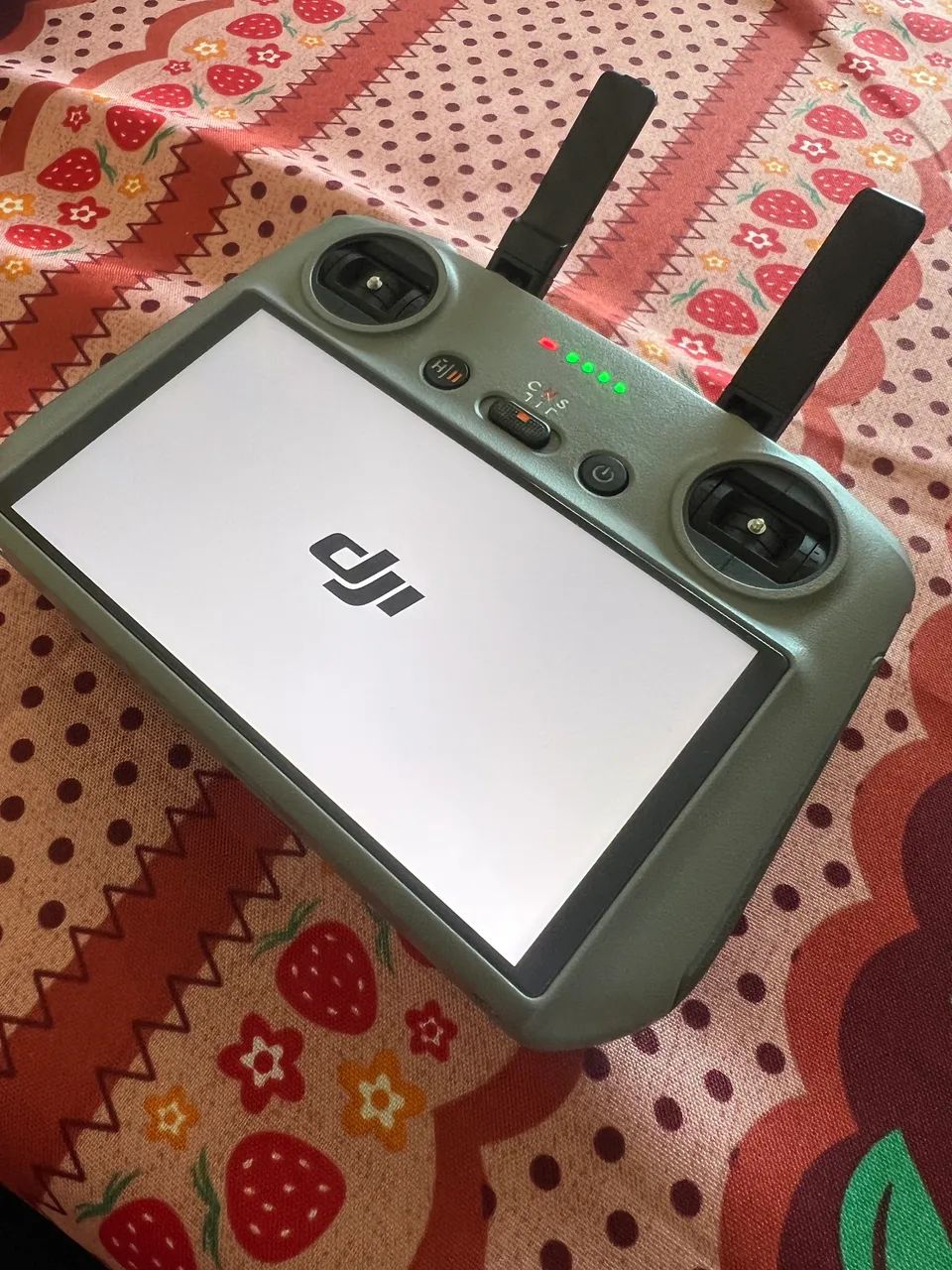 Controle e baterias mini 4 pro  - Foto 4