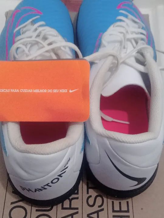 Chuteira Nike Phantom ( futebol de salão - quadra  )