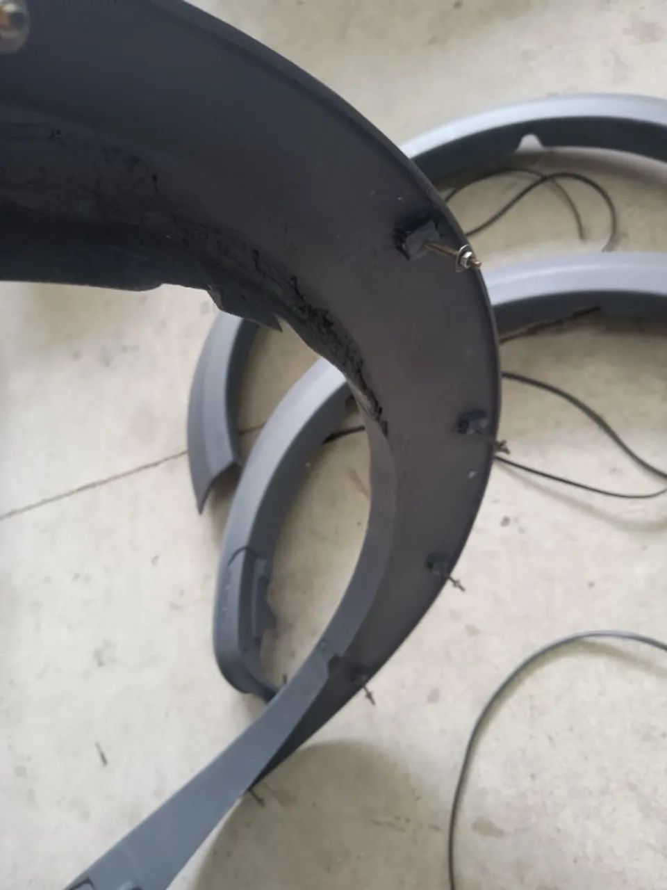 Alargador de paralamas L200 triton - APENAS TRASEIRO DIREITO  - Foto 5