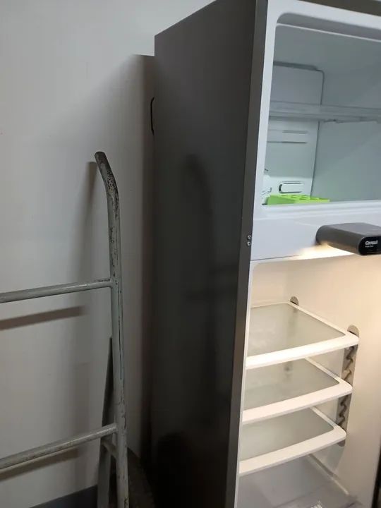 Geladeira Consul inox 