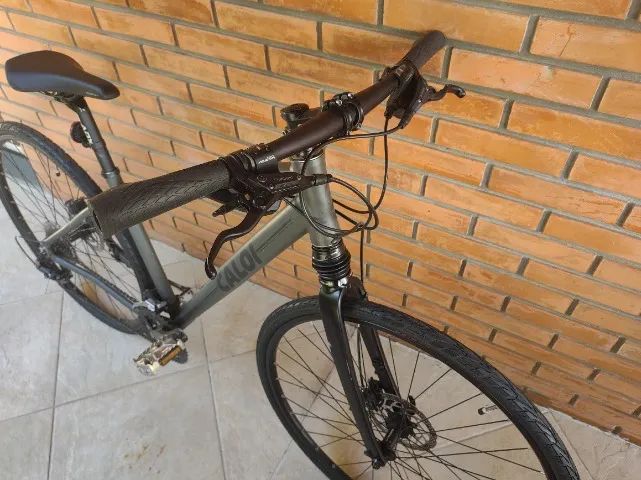 Bicicleta Caloi City Tour 700 100% Shimano Acera + Freio Hidráulico - Foto 3