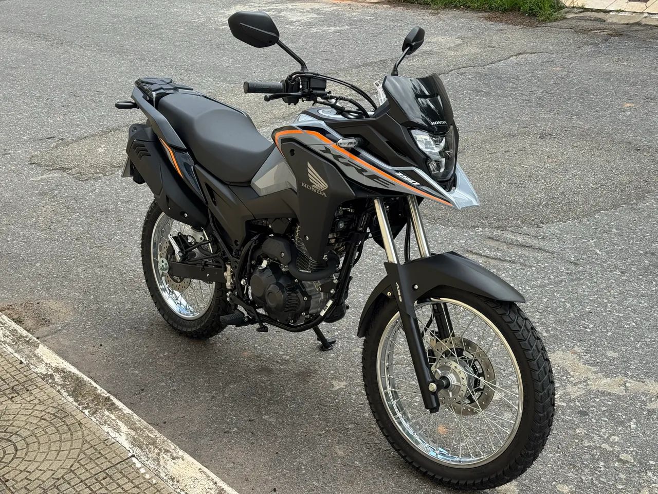 Honda XRE 190 adventure 0km modelo 2026 - Foto 5