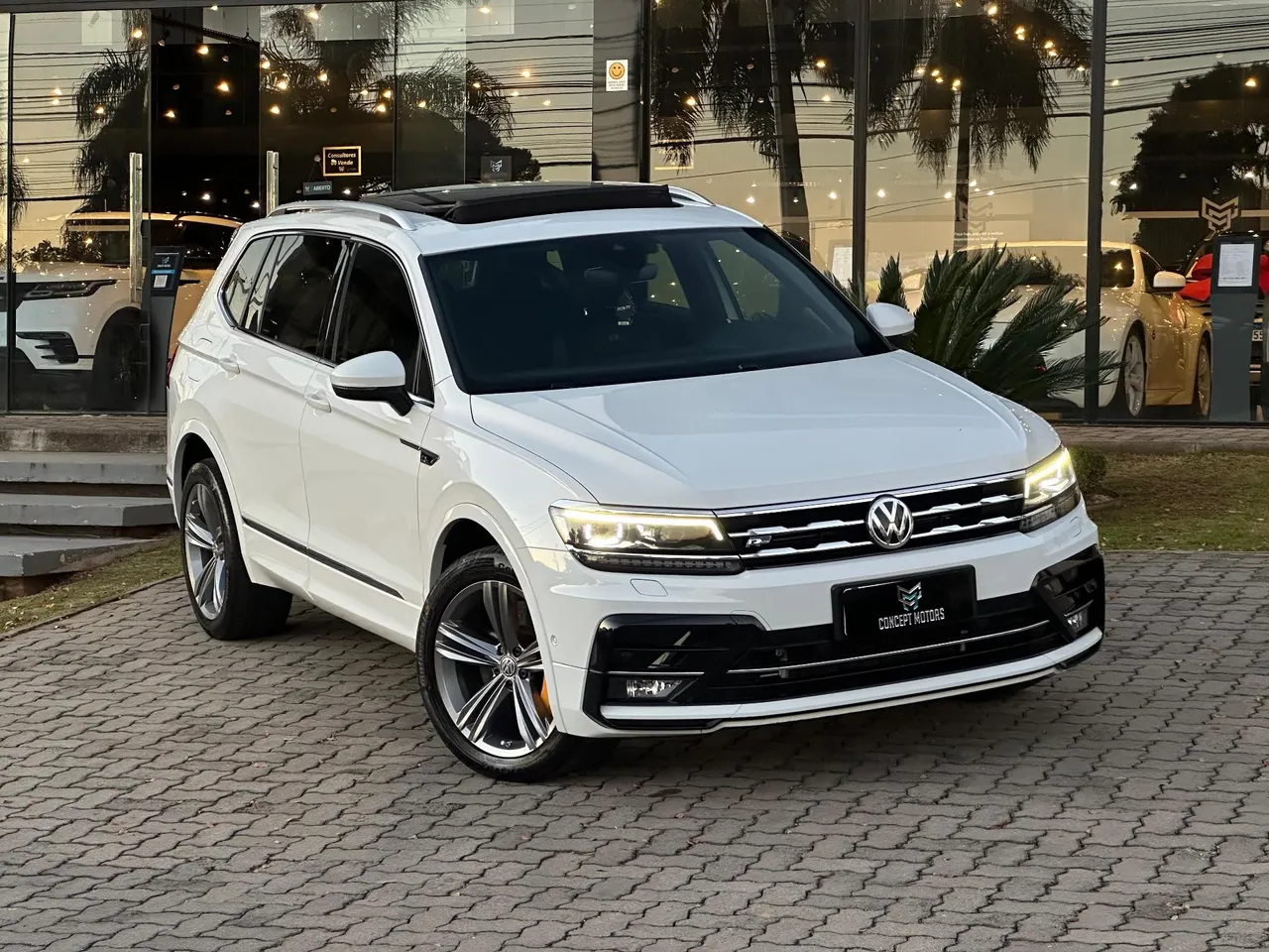 VOLKSWAGEN - Tiguan ALLSPAC R-LINE 350 TSI 2.0 4X4
