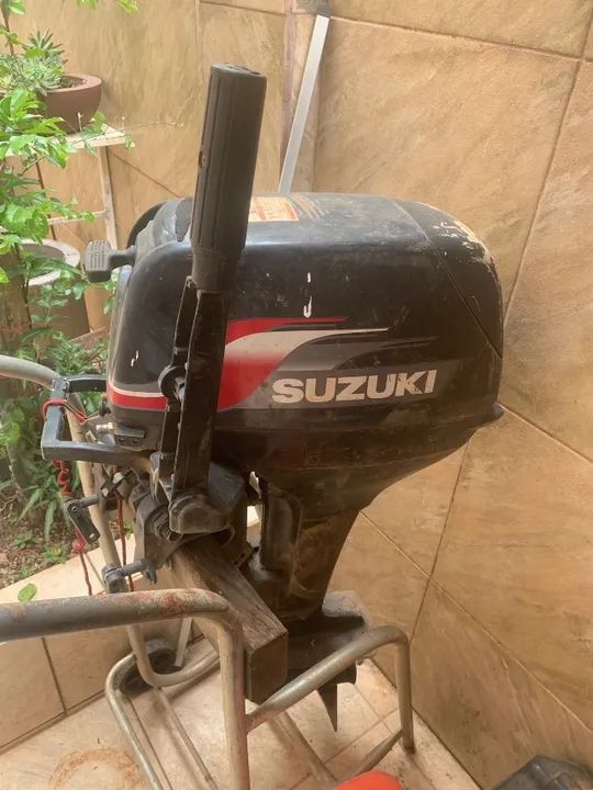 Motor Suzuki  - Foto 3