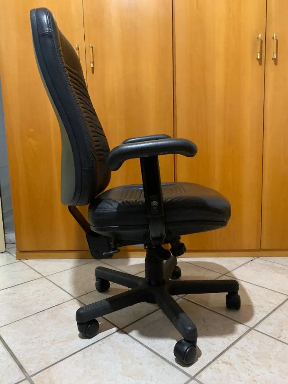 CADEIRAS DE DIRETOR em Couro - Foto 2