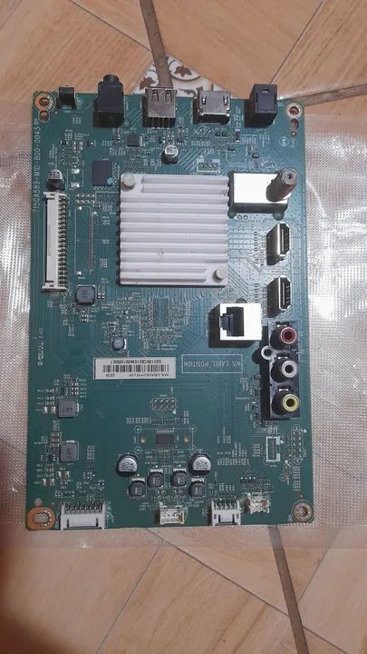 Placa principal tv aoc-43s5195/78 mais placa fonte.Obs: compare sua lvds se é igual a foto - Foto 4