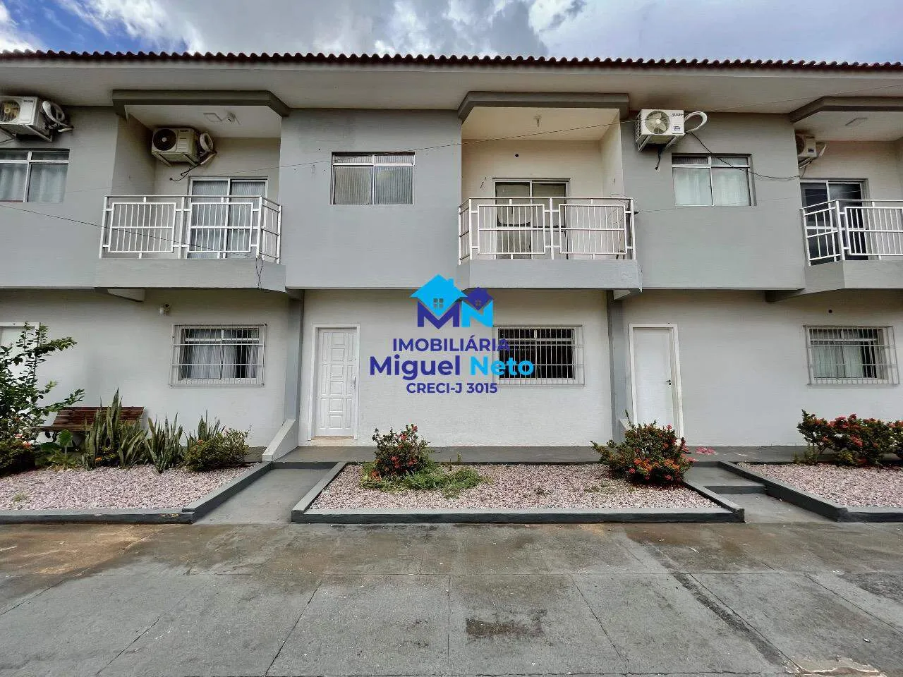 Lindo Sobrado de 70m² a Venda