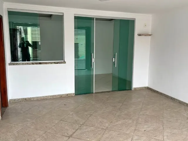 CASA NO GUAMÁ
