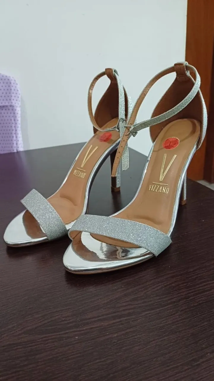 Vendo sapatos, todos por 150, 37