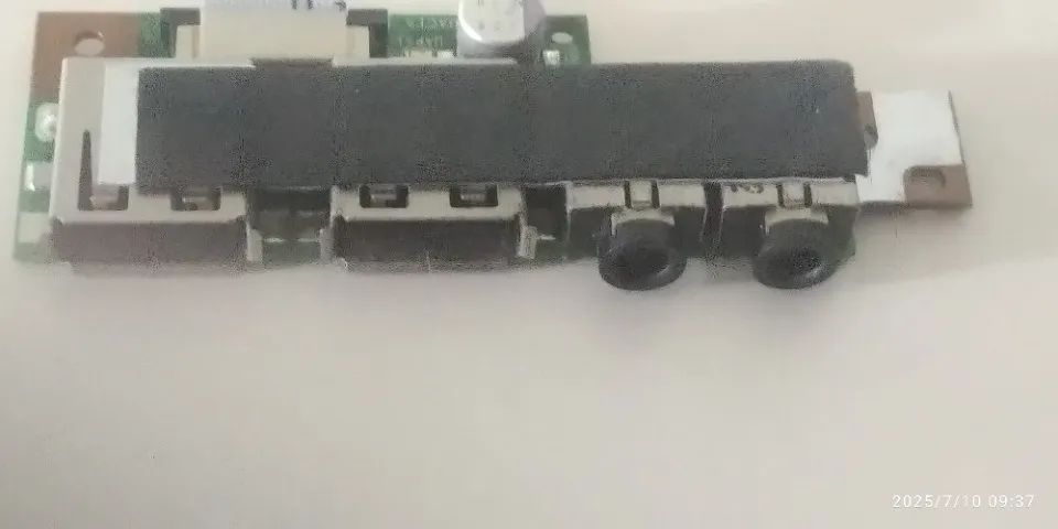 Placa Usb E Audio Cce A14im02 72r-ba14i0-c411 - Foto 3