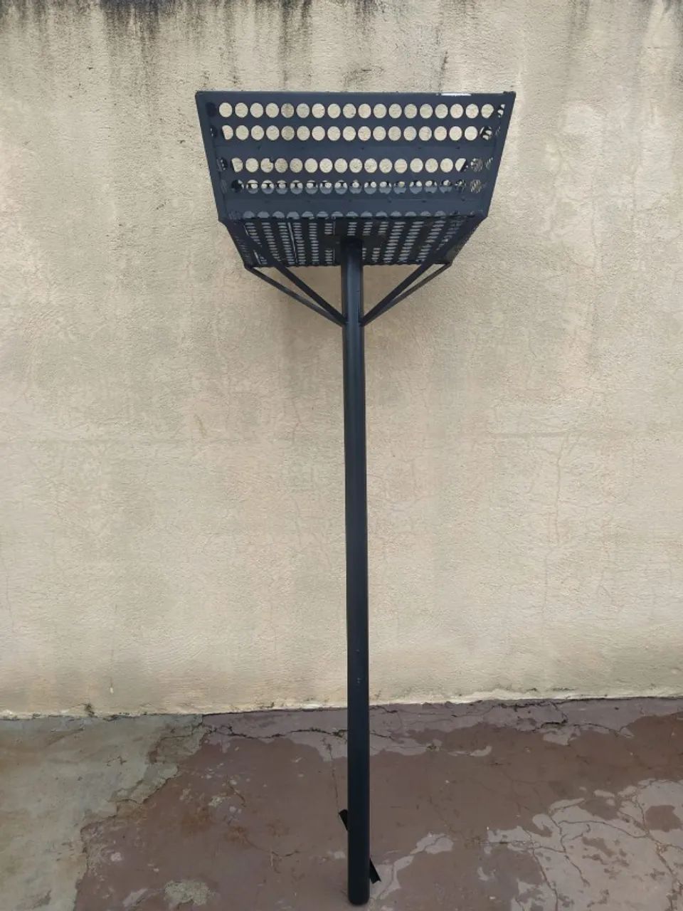 Iron Trash Can (Black Color) for Sale