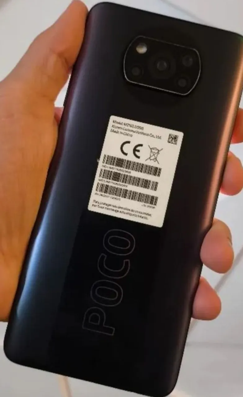 Celular super conservado de Procedência! Entrego na estação de metrô .
