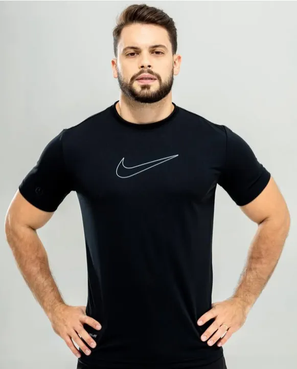 Camiseta Nike Masculina - Tamanhos M. G E GG