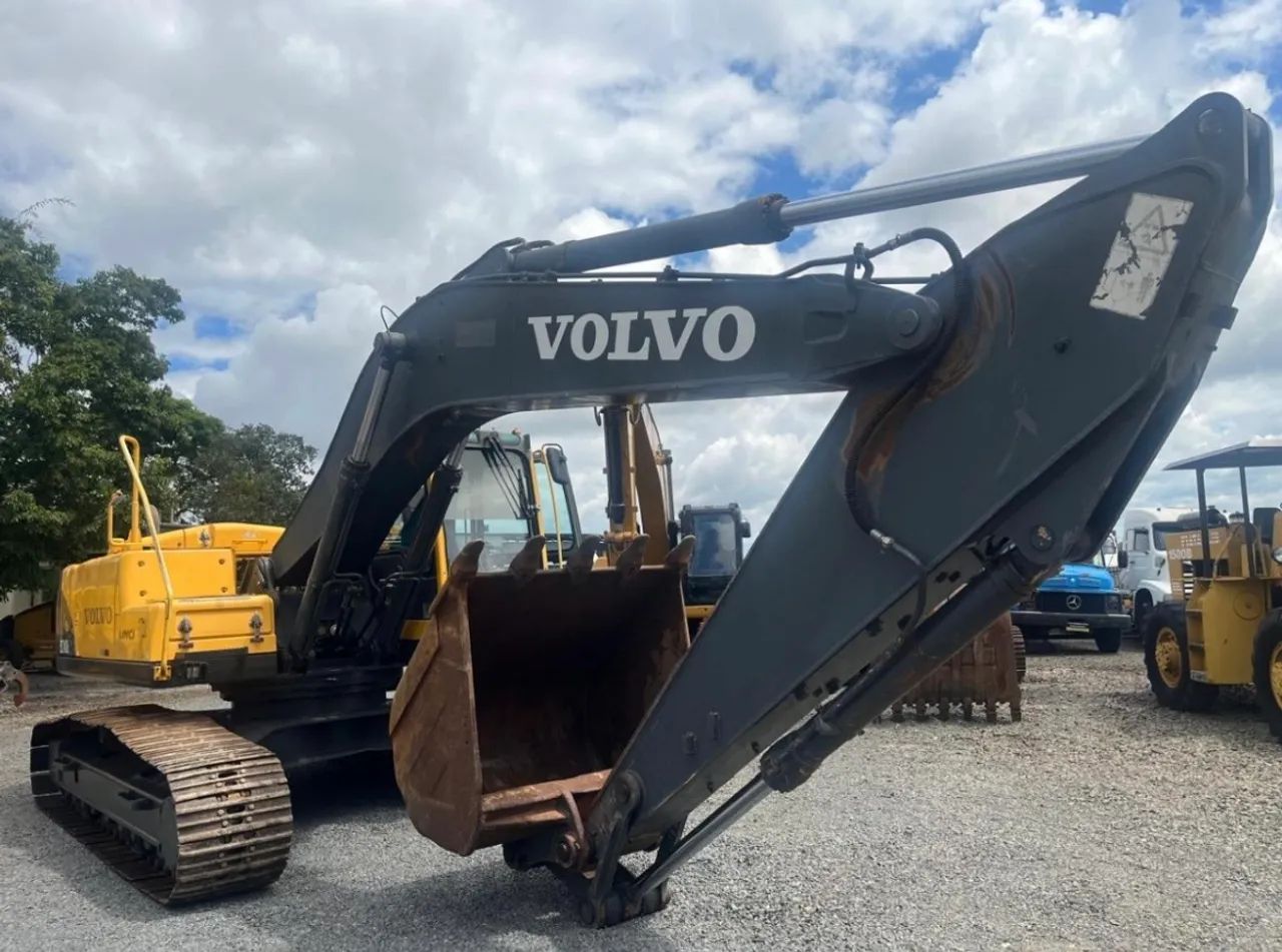 Escavadeira Volvo - Foto 5