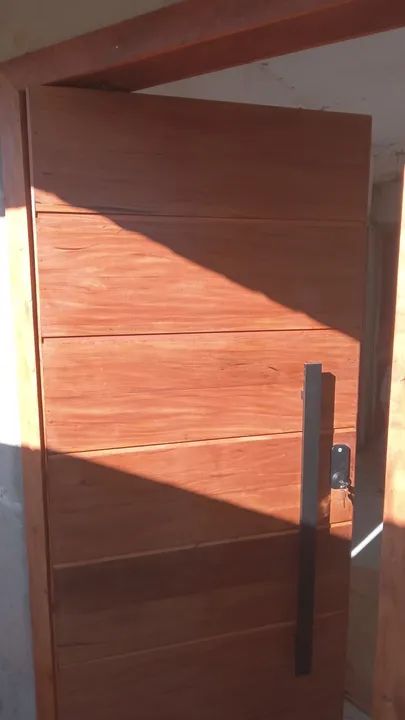 Porta pivotante completa e instalada  - Foto 2