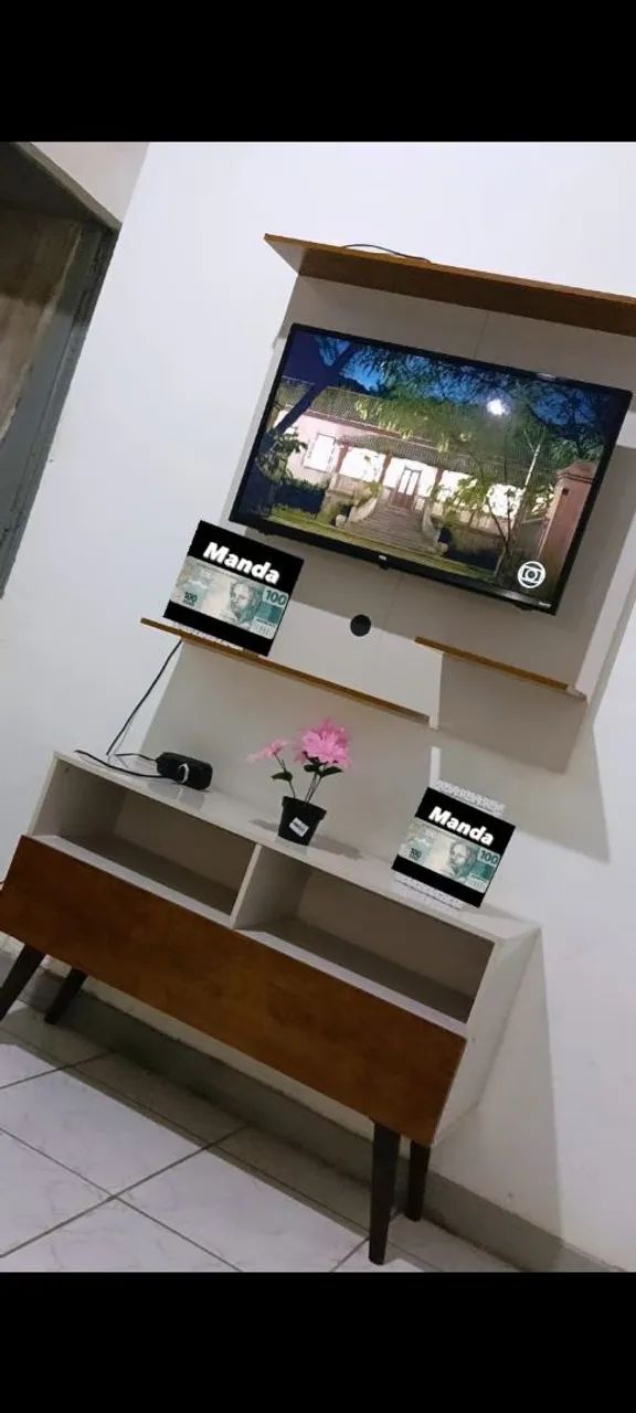 Rack de Parede para TV com Painel