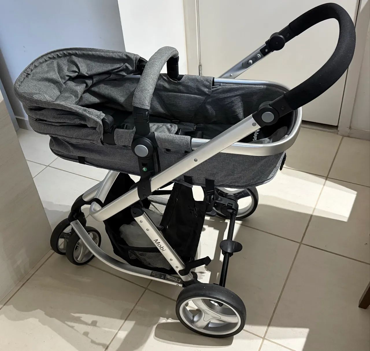 Carrinho safety 1st Mobi completo - Moisés + bebê conforto + base de carro