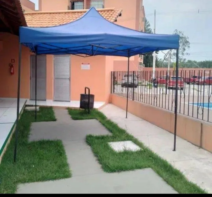 Tenda Resistente e Prática para Eventos