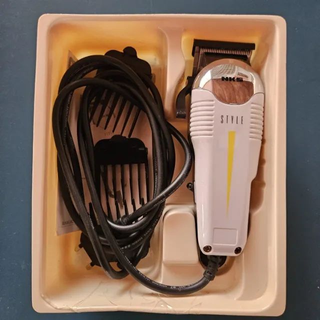 Máquina de Cortar Cabelo usada