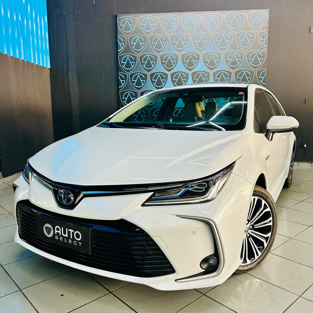 corolla altis hybrid premium ano:2022