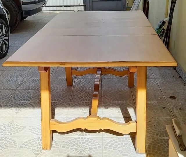Mesa Antiga expansível para sala de jantar em madeira maciça